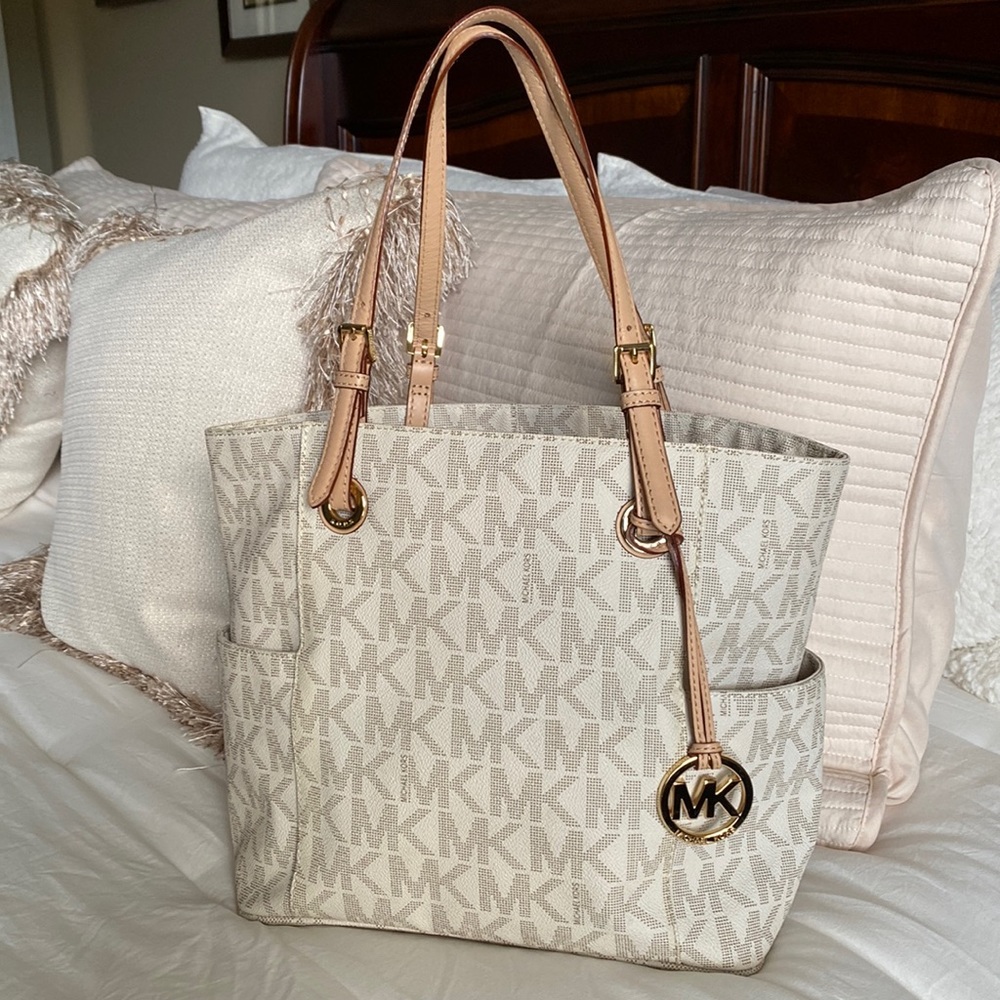 Michael Kors tote